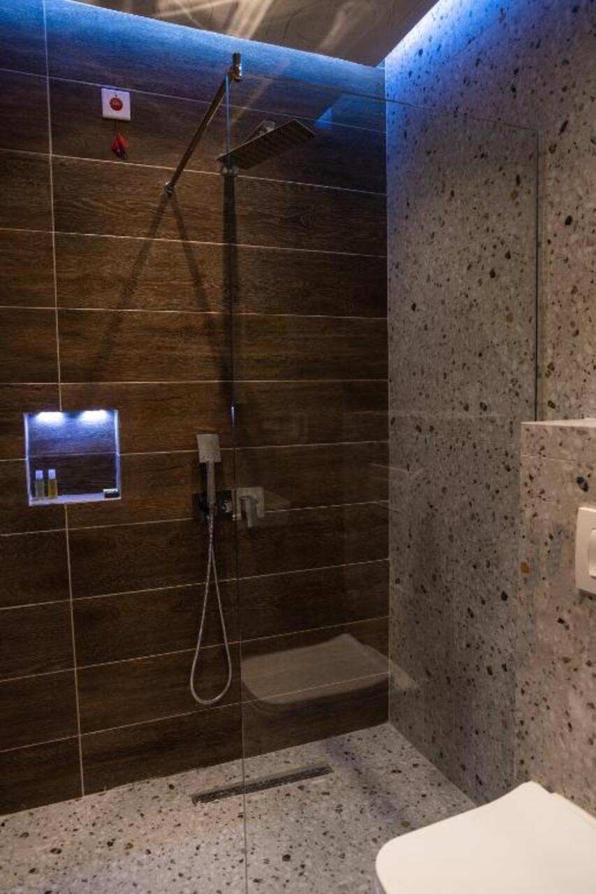 Ador Hotel Priştine Dış mekan fotoğraf