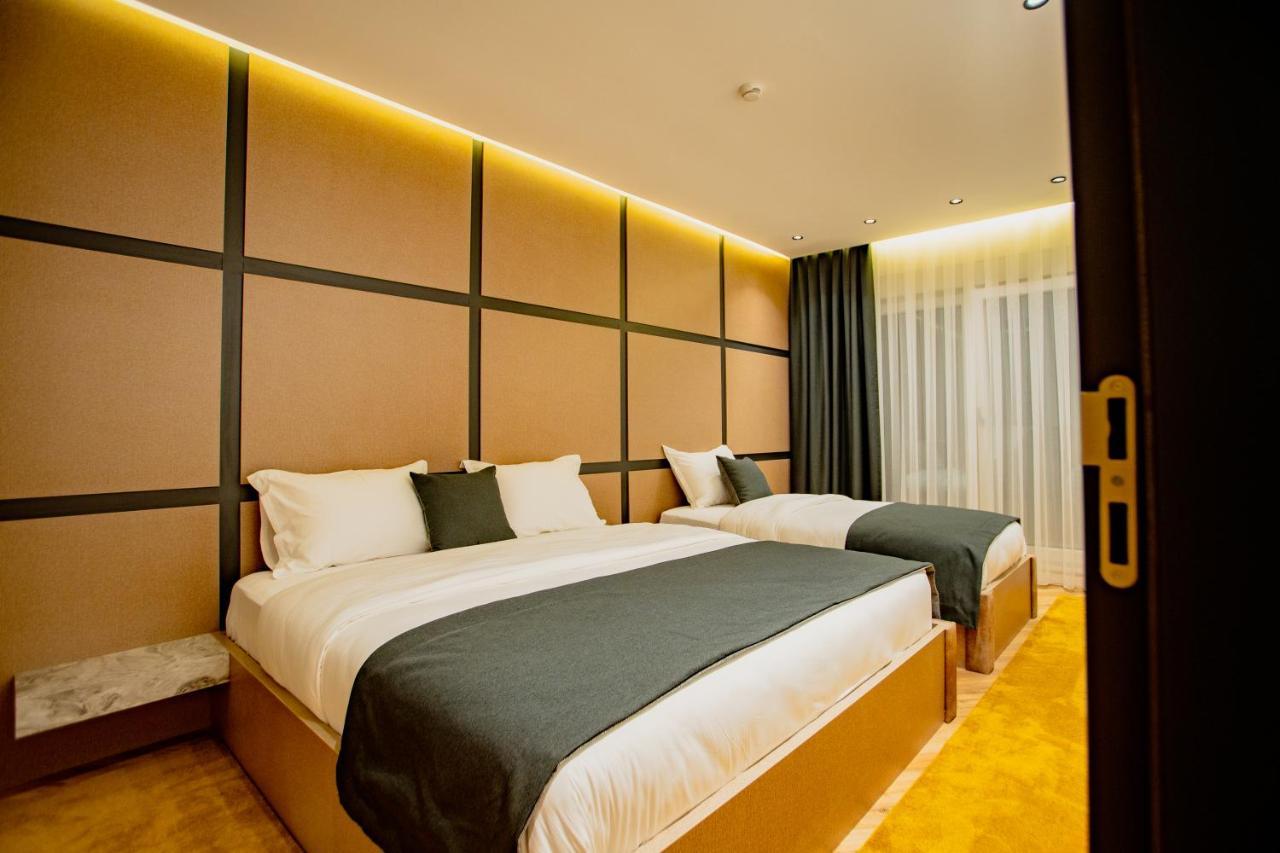 Ador Hotel Priştine Dış mekan fotoğraf