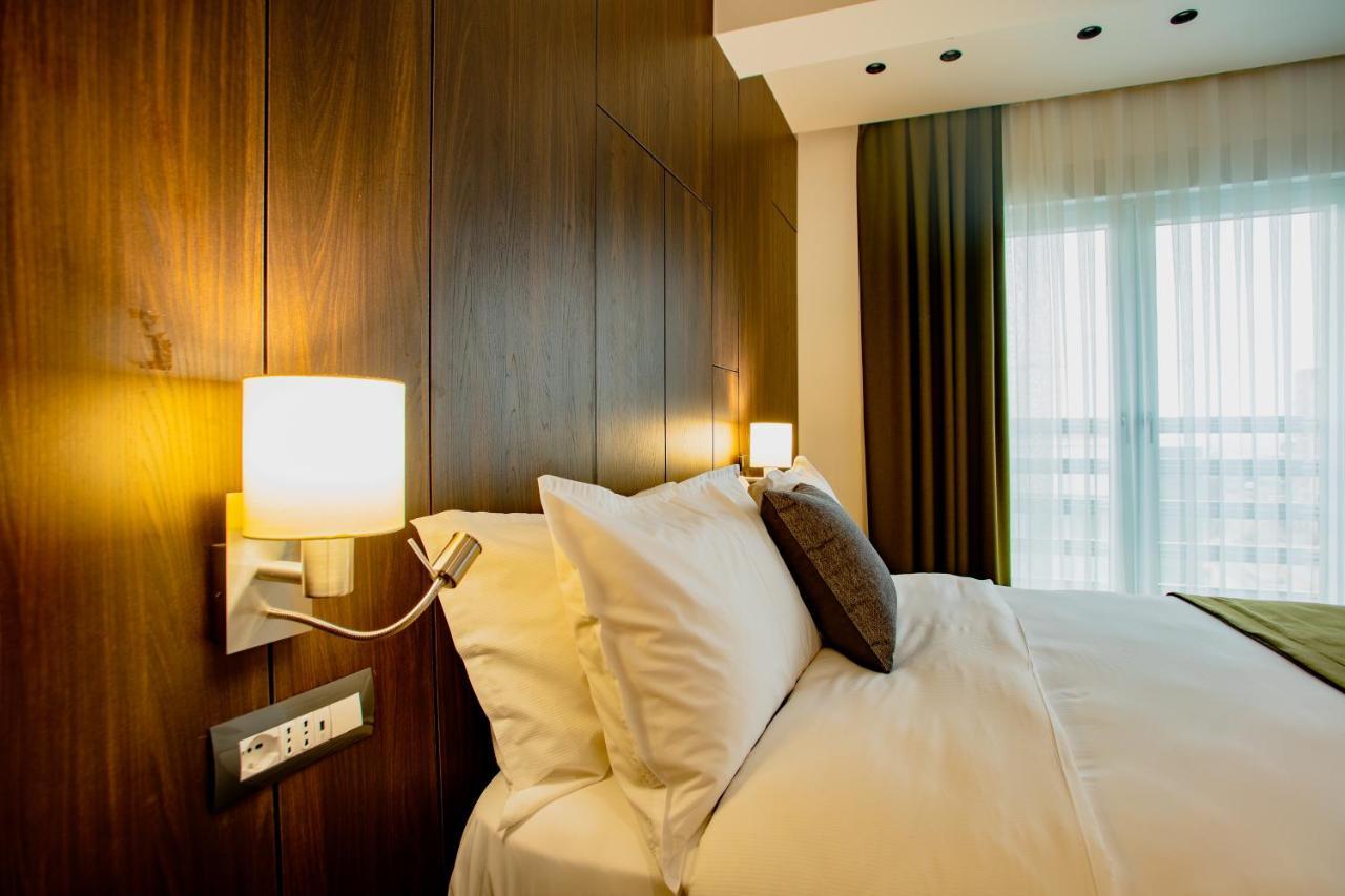 Ador Hotel Priştine Dış mekan fotoğraf